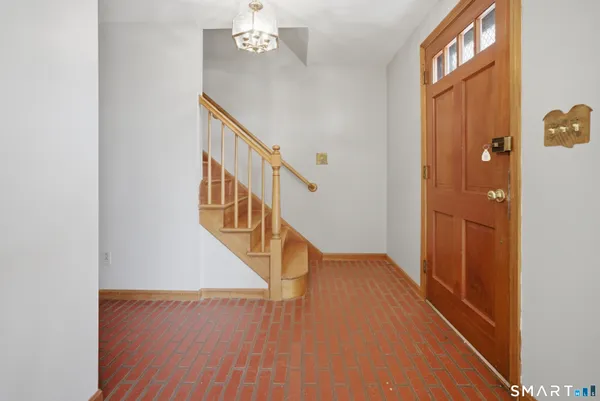 $374,900 | 104 Carman Road, Manchester, CT 06042