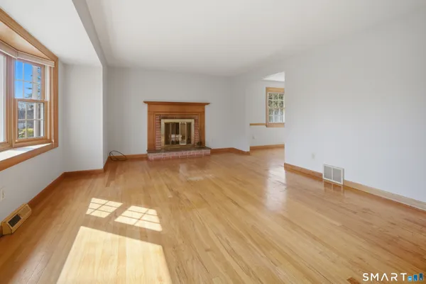 $374,900 | 104 Carman Road, Manchester, CT 06042