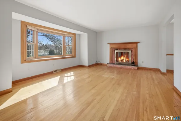 $374,900 | 104 Carman Road, Manchester, CT 06042