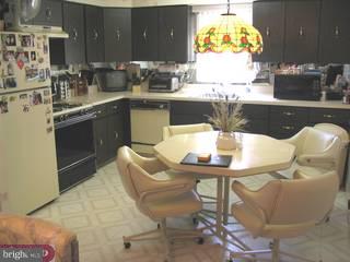 414 Densmore Road Philadelphia, PA 19116 - Photo 5 of 6 Gallery Image 5