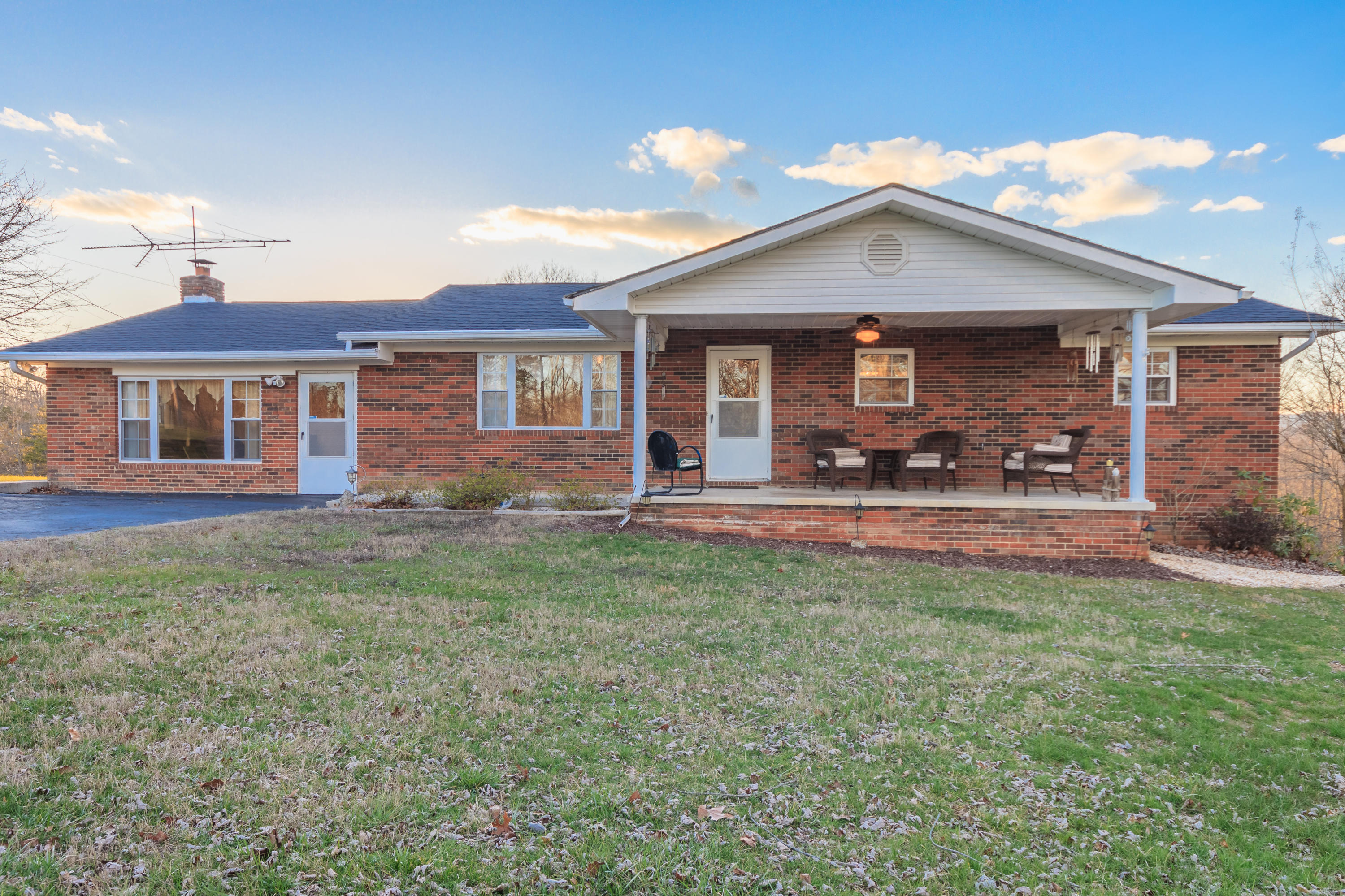 697 Coolidge Road La Follette, TN 37766 - Photo 1 of 20 697CoolidgeRd-210-HDR (1)