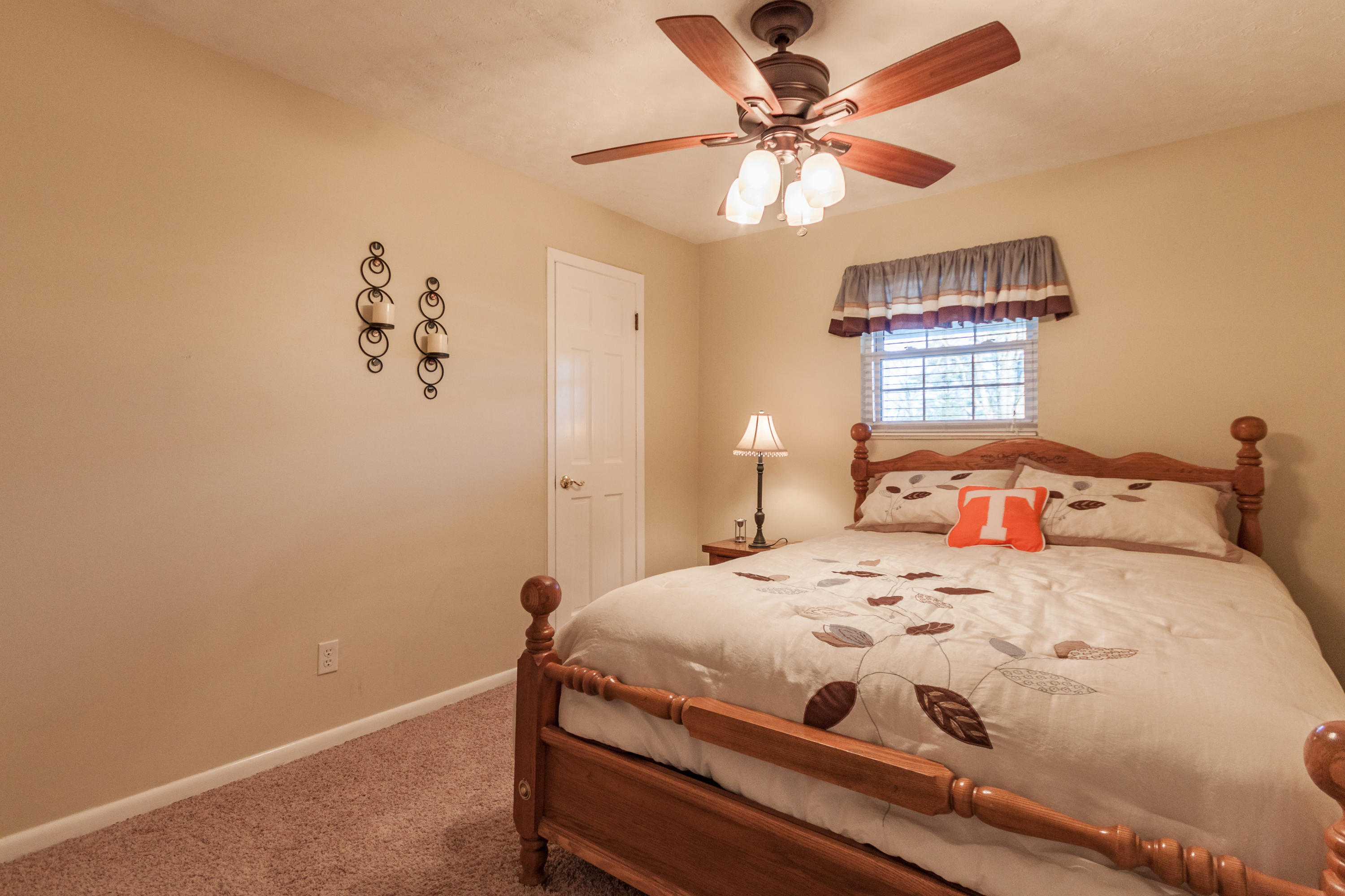 697 Coolidge Road La Follette, TN 37766 - Photo 9 of 20 697CoolidgeRd-133-HDR