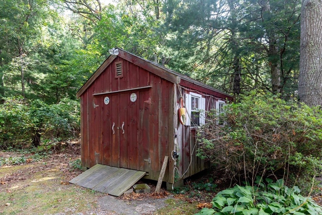 235 Main Street Mashpee, MA 02649 - Photo 4 of 24