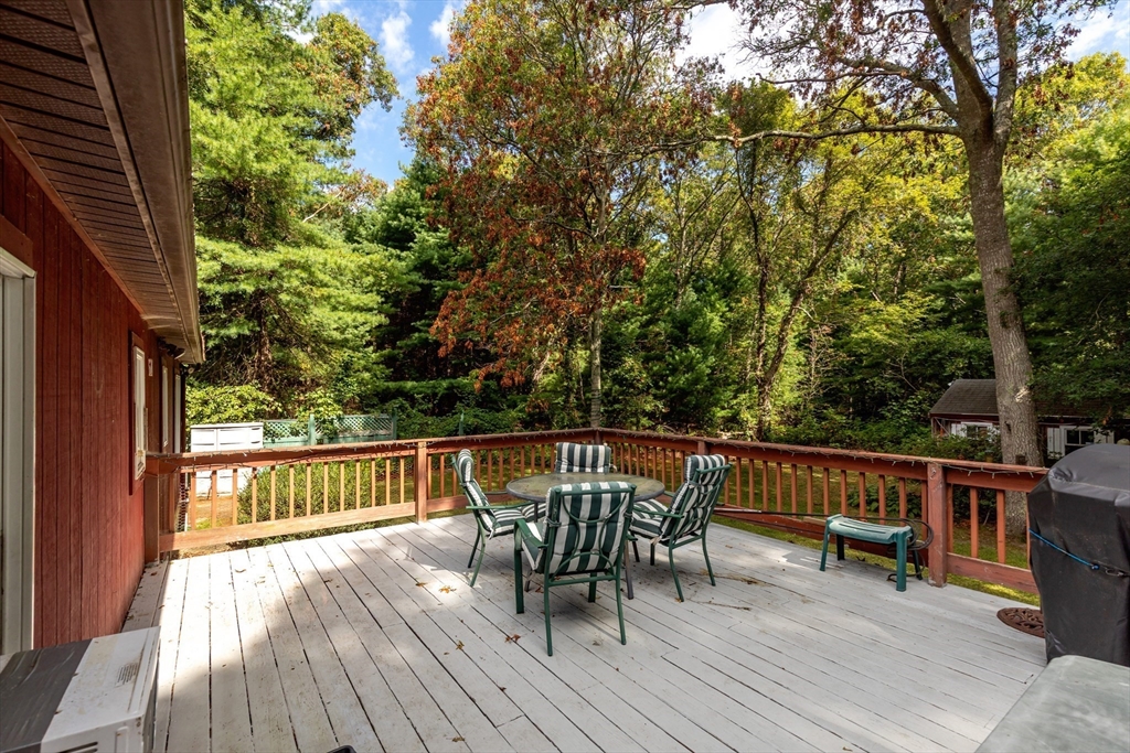 235 Main Street Mashpee, MA 02649 - Photo 6 of 24