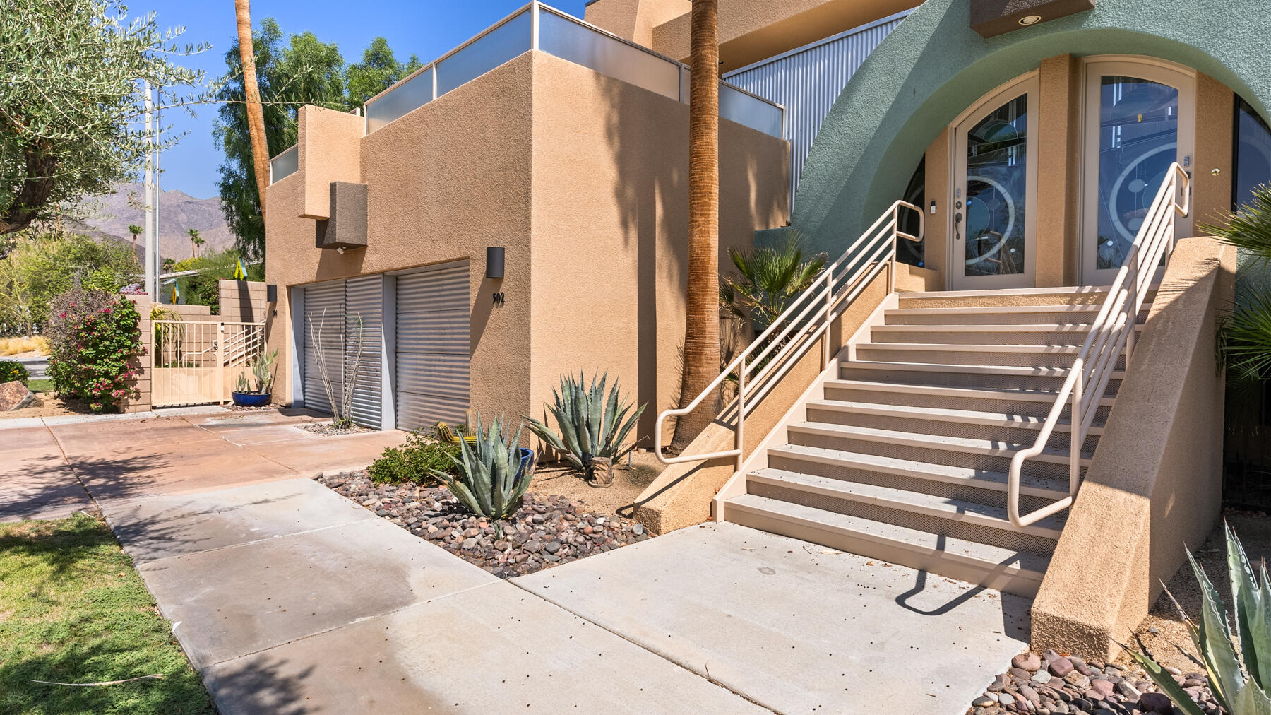 100 East Stevens Road, Unit 502 Palm Springs, CA 92262 - Photo 3 of 49 .