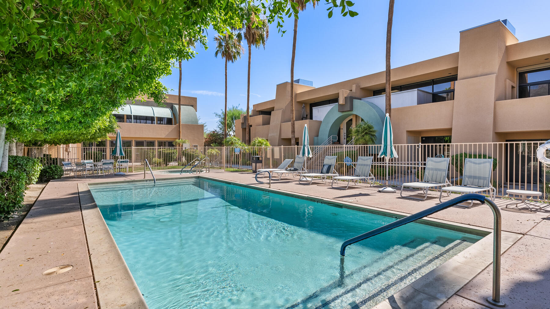 100 East Stevens Road, Unit 502 Palm Springs, CA 92262 - Photo 36 of 49 .