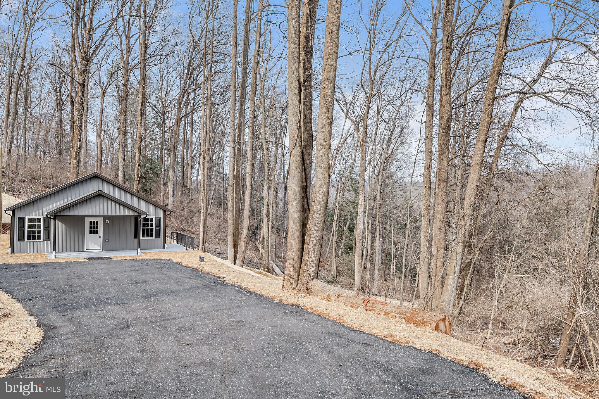 75 Cherry Road Airville, PA 17302 - Photo 3 of 27 Gallery Image 3