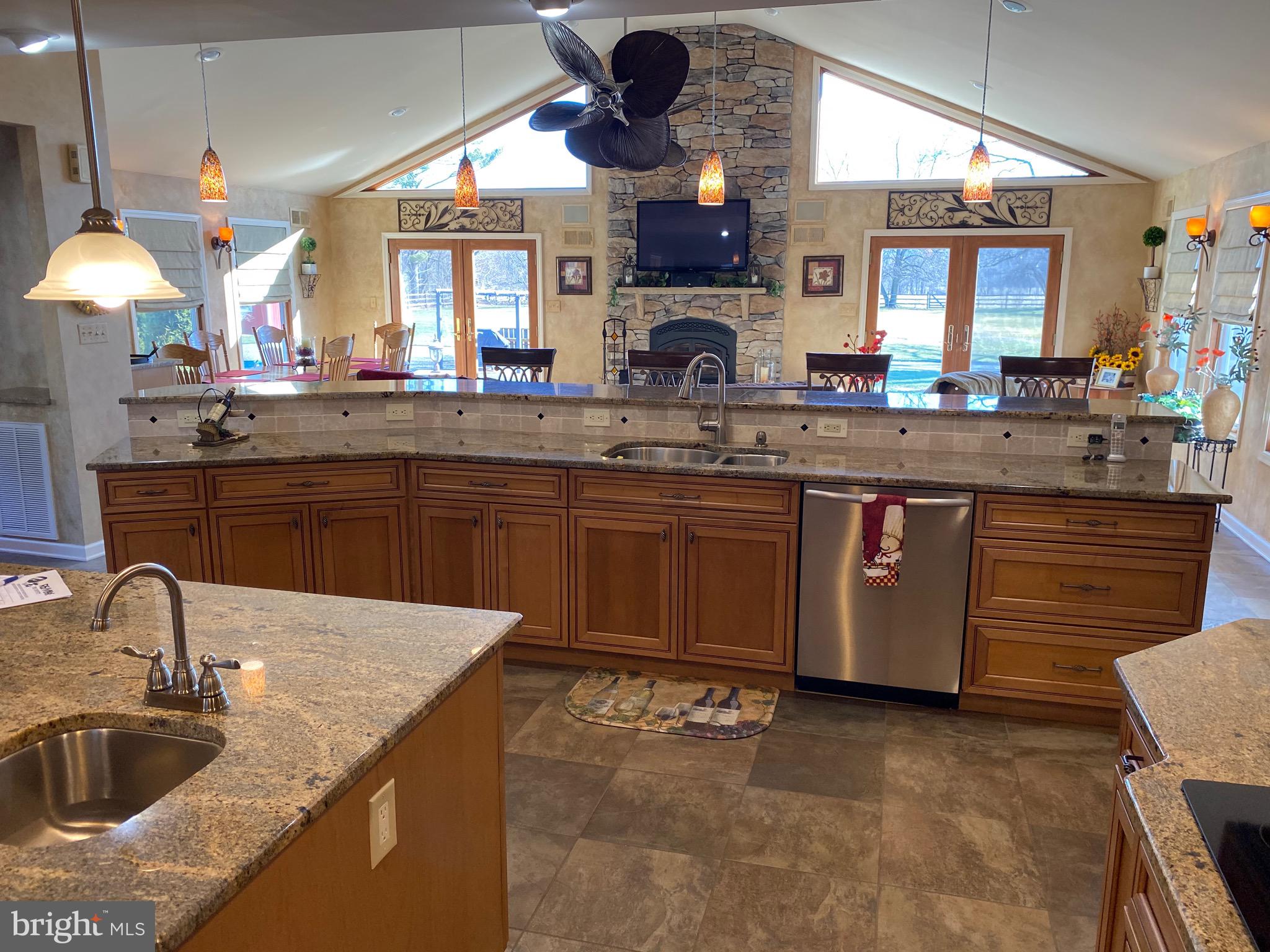 37 Ellisdale Road Allentown, NJ 08501 - Photo 8 of 11 Gallery Image 8