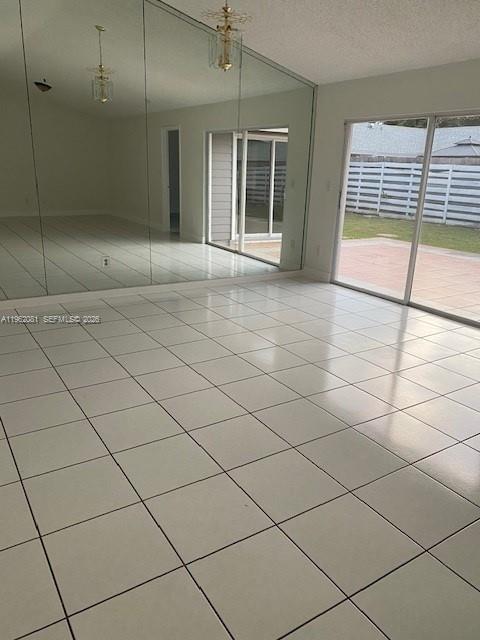 10304 Southwest 139th Place Miami, FL 33186 - Photo 6 of 28