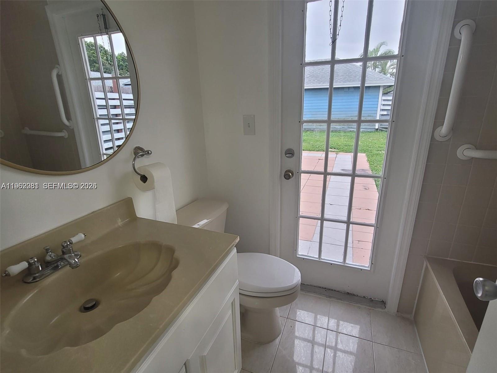 10304 Southwest 139th Place Miami, FL 33186 - Photo 9 of 28