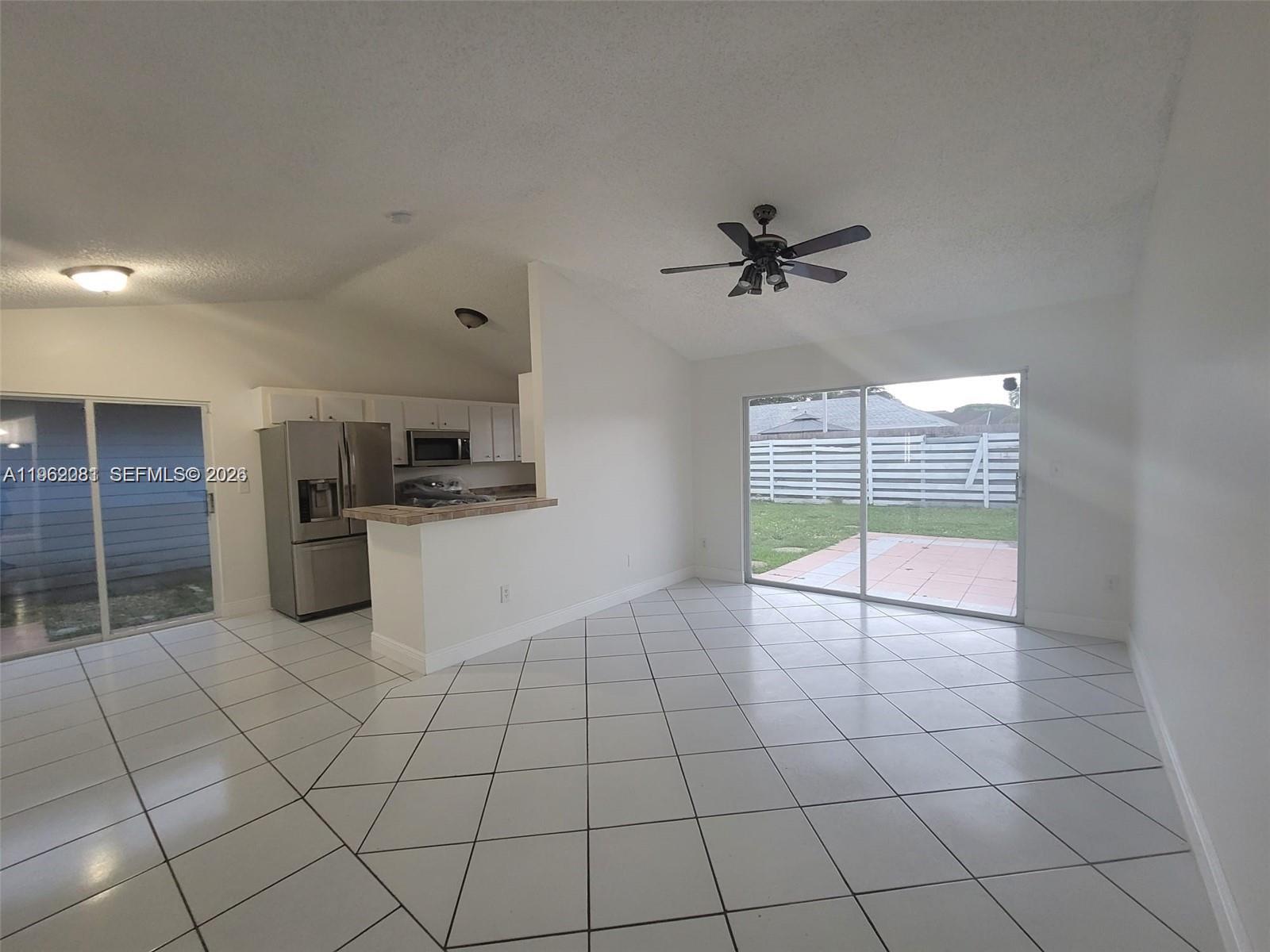 10304 Southwest 139th Place Miami, FL 33186 - Photo 10 of 28