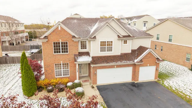 $675,000 | 125 North Spruce Avenue, Wood Dale, IL 60191