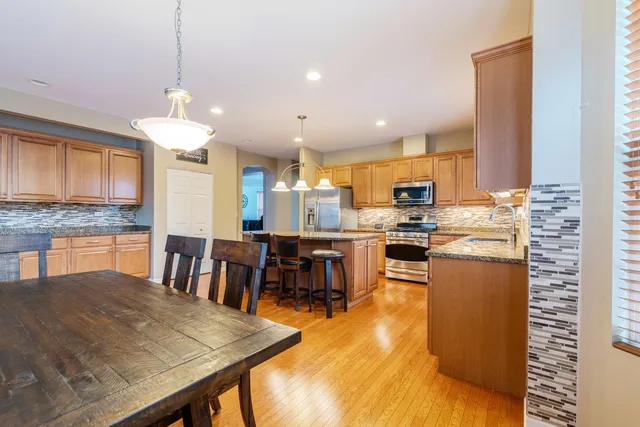 $675,000 | 125 North Spruce Avenue, Wood Dale, IL 60191