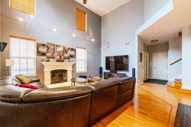 $675,000 | 125 North Spruce Avenue, Wood Dale, IL 60191