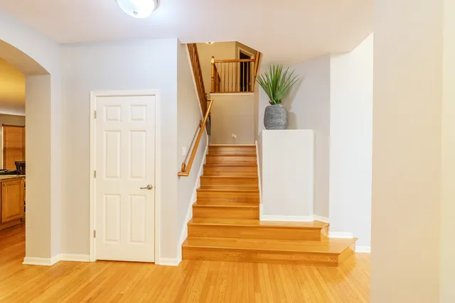 $675,000 | 125 North Spruce Avenue, Wood Dale, IL 60191