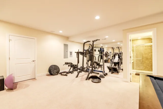 $675,000 | 125 North Spruce Avenue, Wood Dale, IL 60191