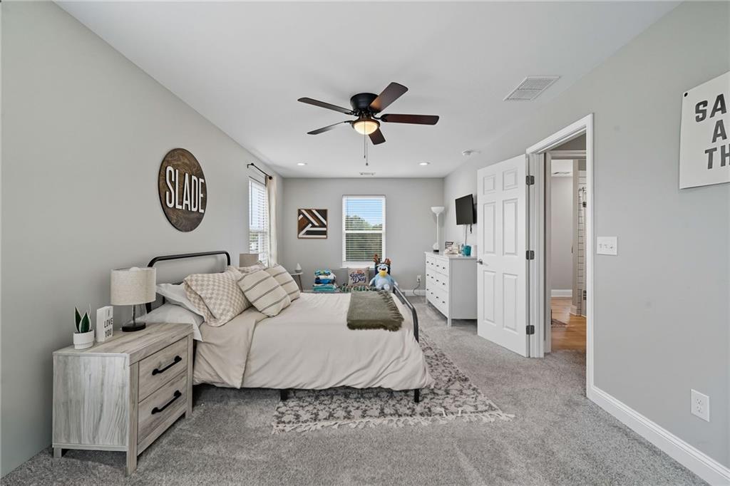 204 North Avenue Fairmount, GA 30139 - Photo 18 of 35 a bedroom with bed and window