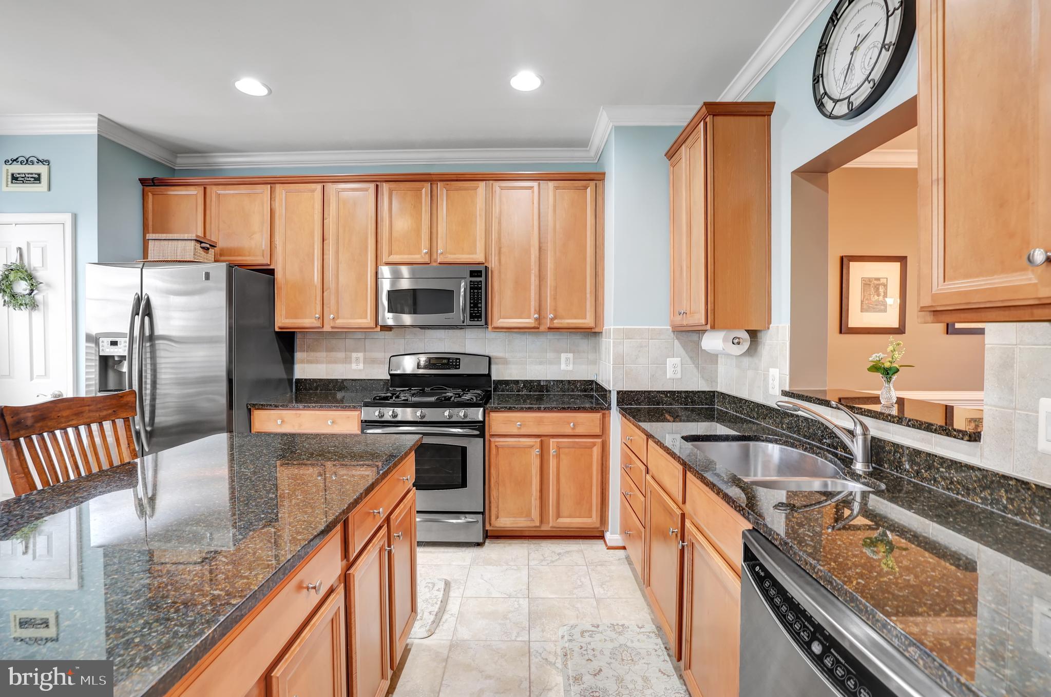 9169 Furey Road Lorton, VA 22079 - Photo 10 of 28 Gallery Image 10