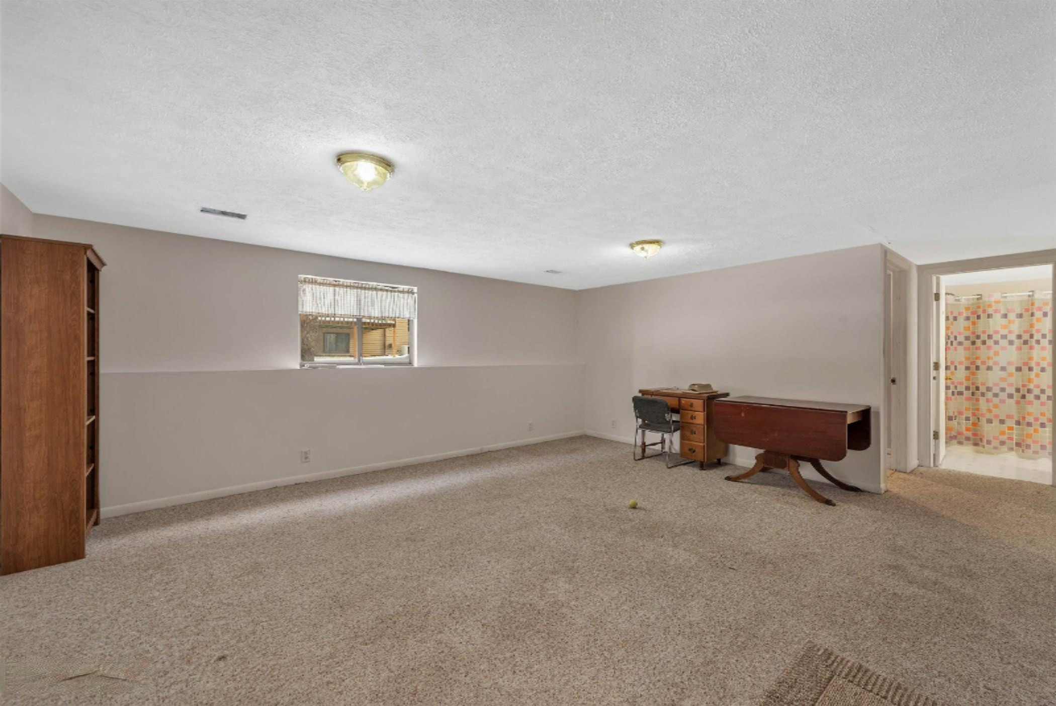 5140 Ridgeview Drive Hudsonville, MI 49426 - Photo 20 of 27 20-5140 Ridgeview Dr-WindowStill-Real-Es