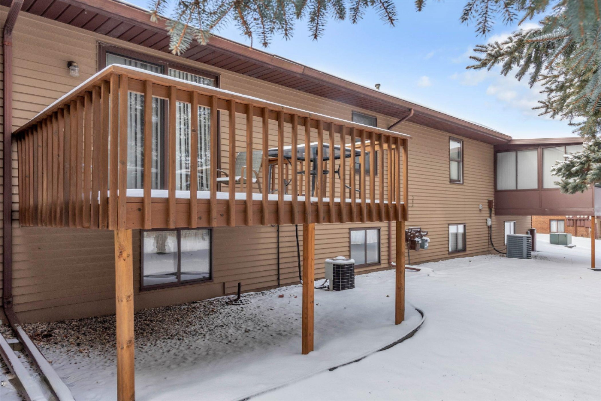 5140 Ridgeview Drive Hudsonville, MI 49426 - Photo 26 of 27 26-5140 Ridgeview Dr-WindowStill-Real-Es