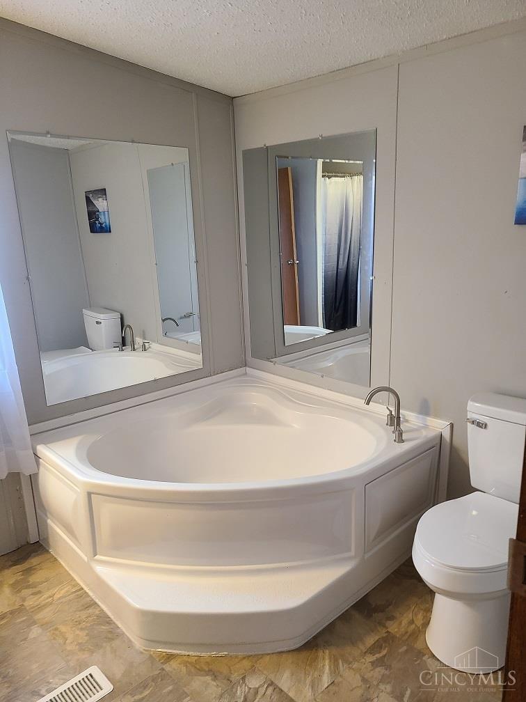 10568 Chestnut Road Hillsboro, OH 45133 - Photo 13 of 21 Gallery Image 13