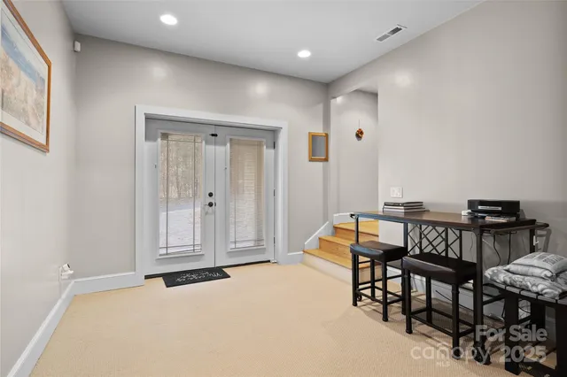 a view of workspace with furniture