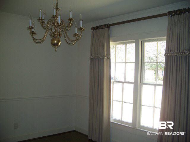 305 Levert Avenue Mobile, AL 36607 - Photo 4 of 19