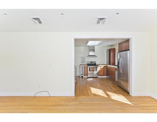 67 Ferncliff Avenue Springfield, MA 01119 - Photo 12 of 22 Gallery Image 12