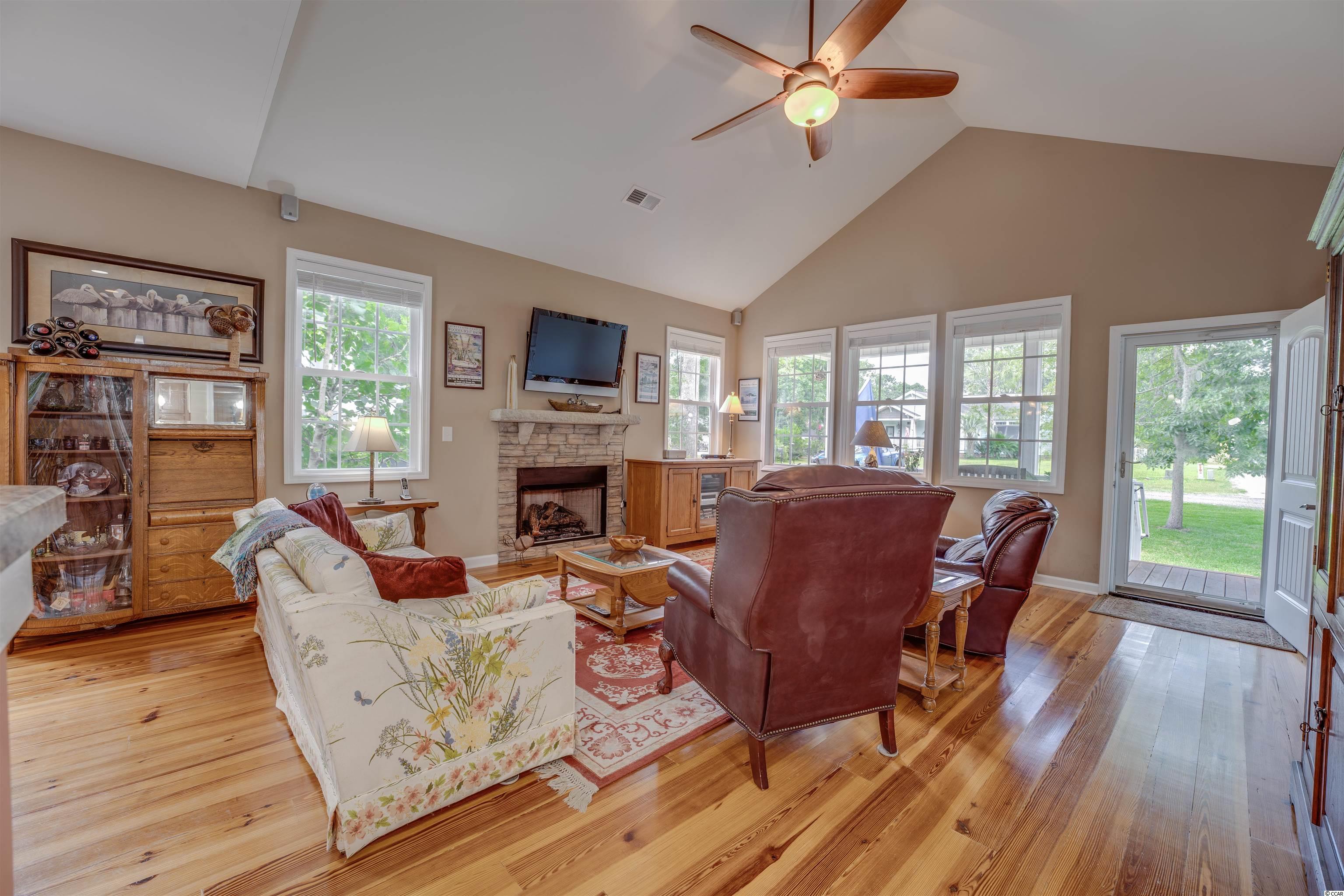 5355 Berkeley Court Murrells Inlet, SC 29576 - Photo 10 of 36 Gallery Image 10