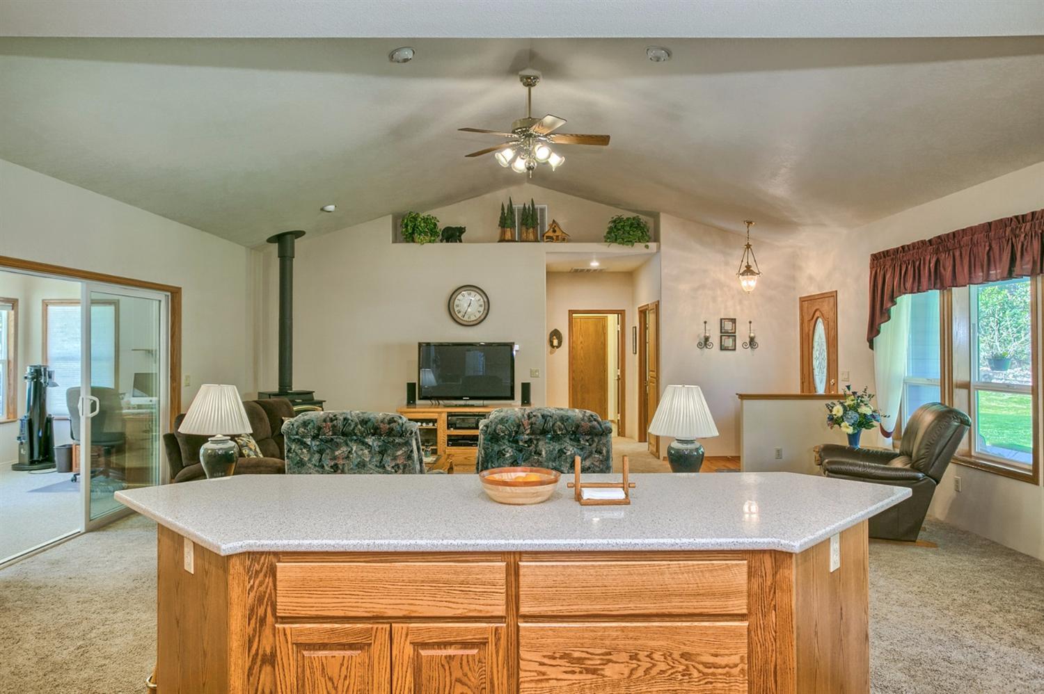 1455 Murphy Creek Road Grants Pass, OR 97527 - Photo 11 of 25 Additional Photo