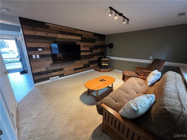 $332,500 | 8775 Honeycomb Path, Cicero, NY 13039