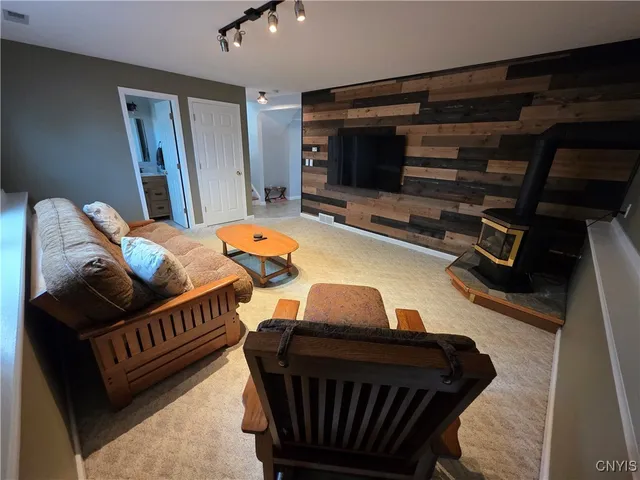 $332,500 | 8775 Honeycomb Path, Cicero, NY 13039