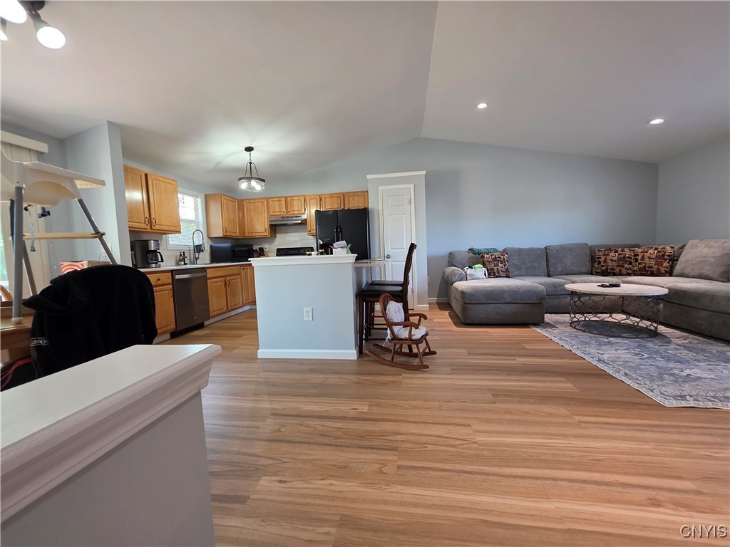 8775 Honeycomb Path Cicero, NY 13039 - Photo 2 of 44