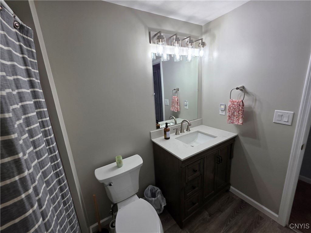8775 Honeycomb Path Cicero, NY 13039 - Photo 25 of 44 2nd floor bathroom