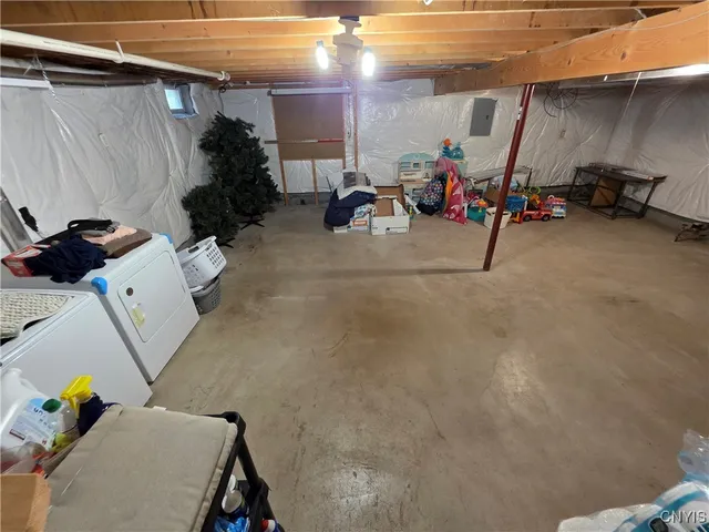 $332,500 | 8775 Honeycomb Path, Cicero, NY 13039