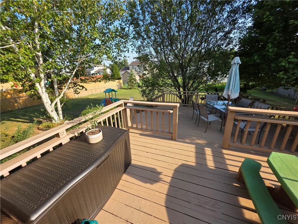 8775 Honeycomb Path Cicero, NY 13039 - Photo 42 of 44