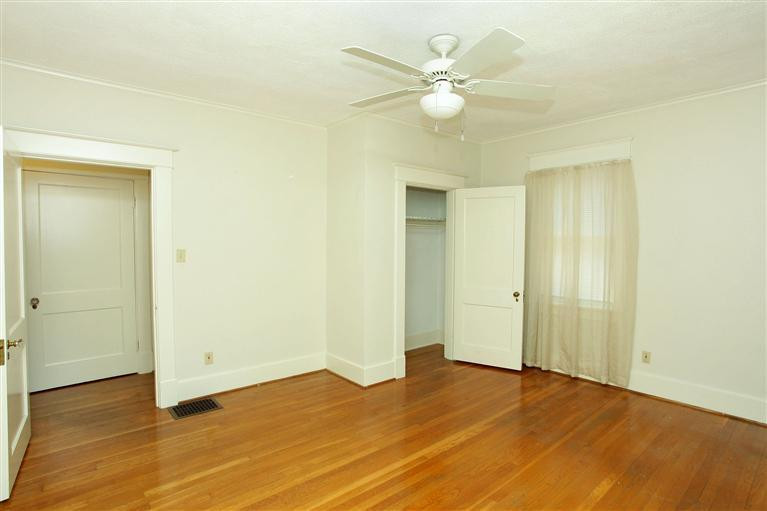 119 McDowell Road Lexington, KY 40502 - Photo 14 of 21 Photo 14