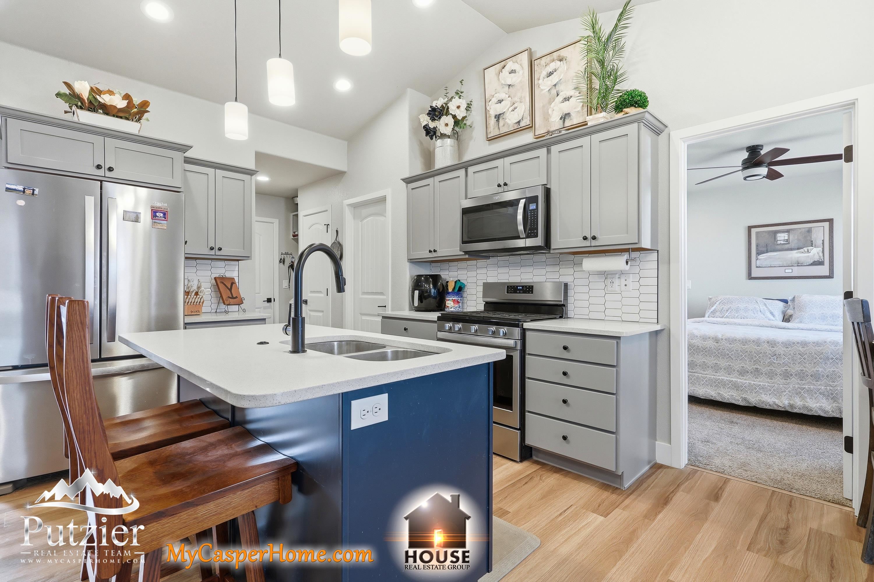 6784 Rogue River Road Casper, WY 82604 - Photo 7 of 28