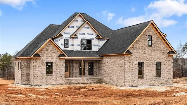 2015 Bob Jessup Drive, Greensboro, NC 27455