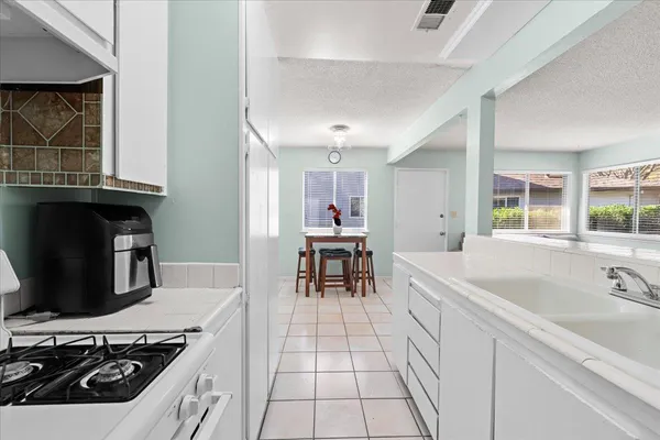 $380,000 | 1730 Fremont Court, Unit 2, Davis, CA 95618