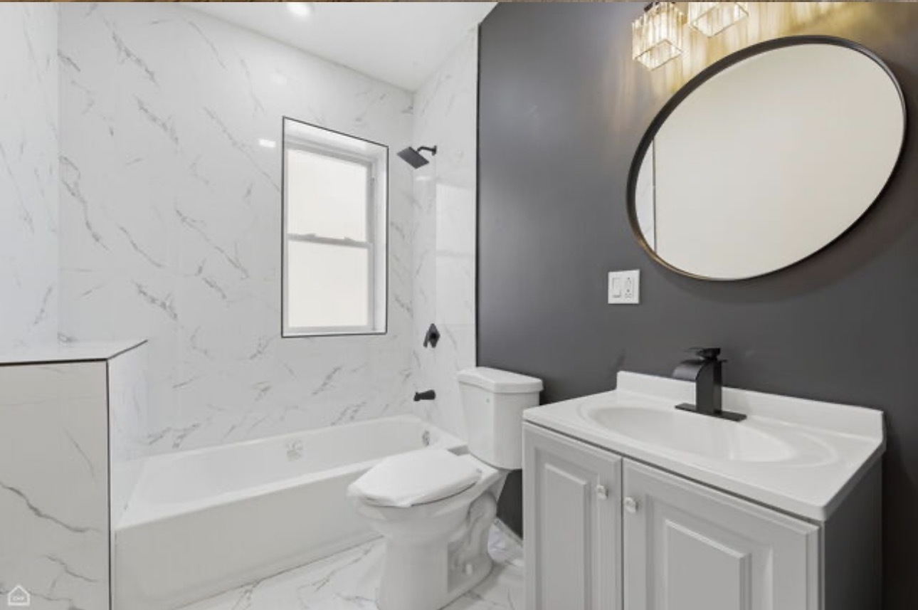 7741 South Phillips Avenue, Unit 2 Chicago, IL 60649 - Photo 6 of 15