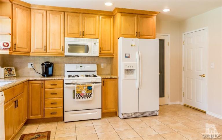 1035 Rambling Road Simi Valley, CA 93065 - Photo 17 of 47 Additional Photo