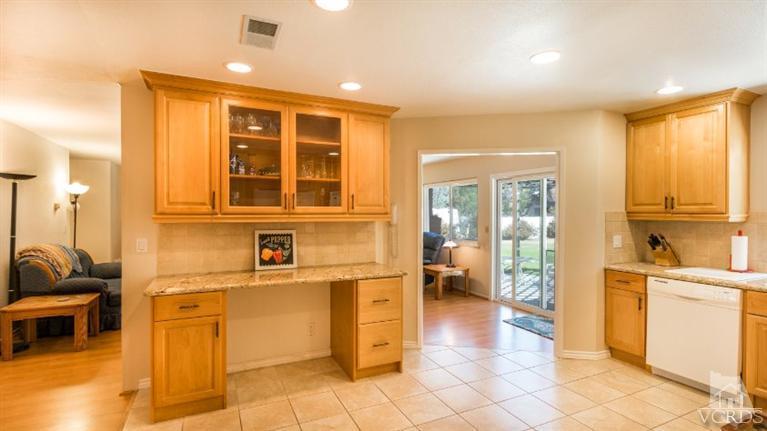 1035 Rambling Road Simi Valley, CA 93065 - Photo 19 of 47 Additional Photo