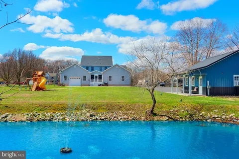 $739,990 | 33 Milbourn Manor Drive, Camden Wyoming, DE 19934