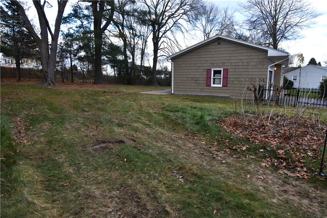 189 Myette Street Woonsocket, RI 02895 - Photo 16 of 21