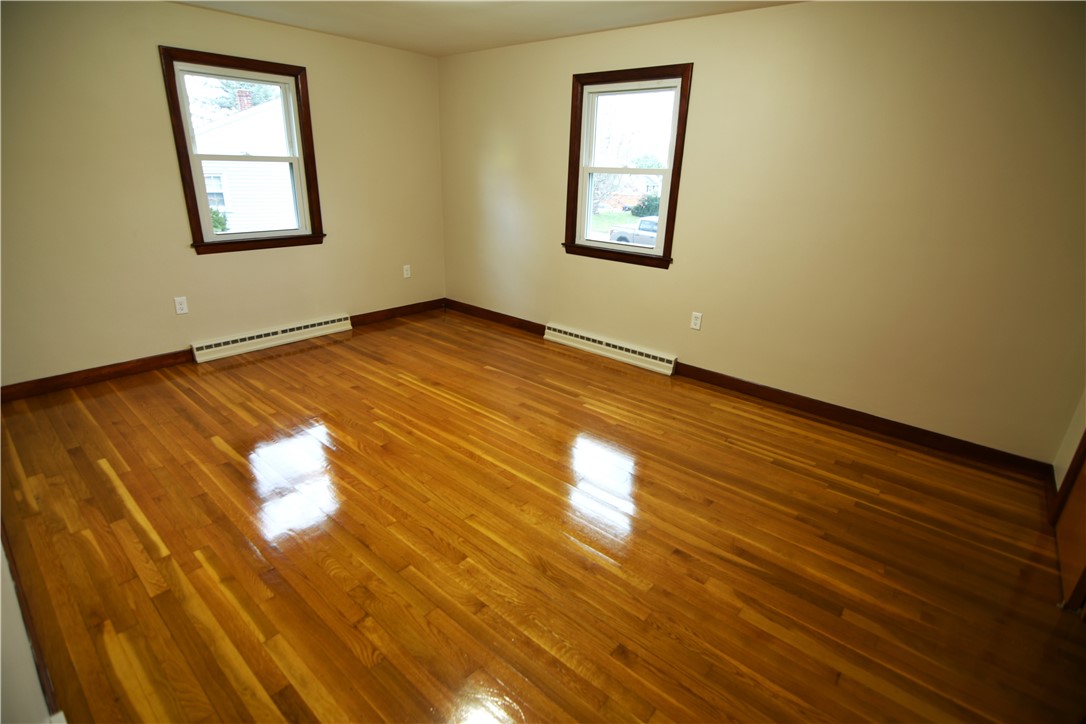 189 Myette Street Woonsocket, RI 02895 - Photo 10 of 21