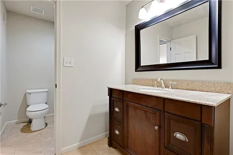 $900,000 | 11260 West 155th Terrace, Overland Park, KS 66221
