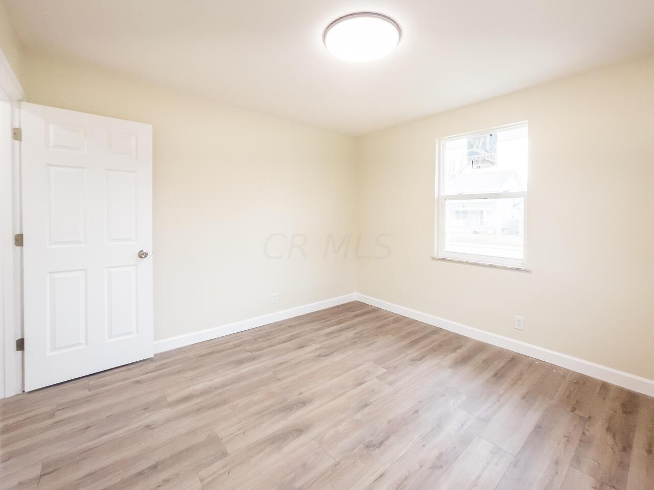 1325 Lockbourne Road Columbus, OH 43206 - Photo 8 of 24 Bed Room 2