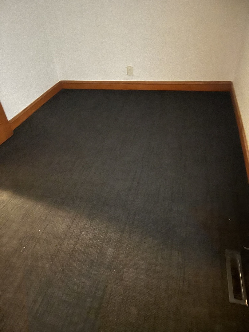 6837 South Maplewood Avenue, Unit 1R Chicago, IL 60629 - Photo 6 of 16