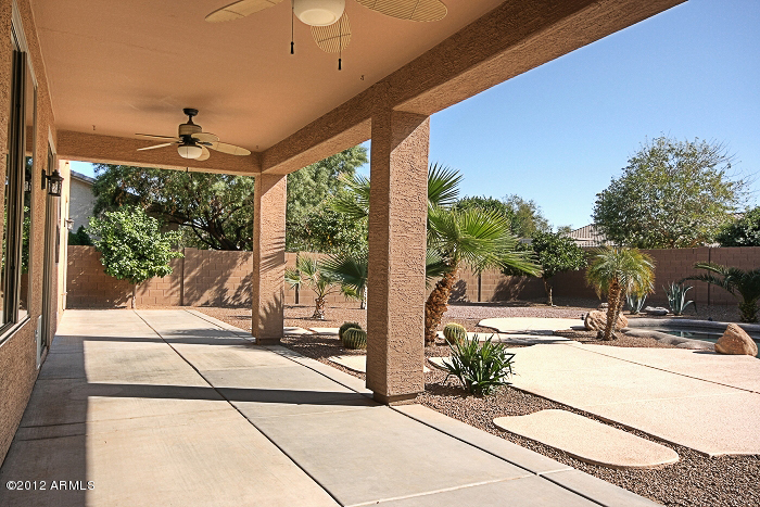 967 East Del Rio Street Gilbert, AZ 85295 - Photo 17 of 20 19